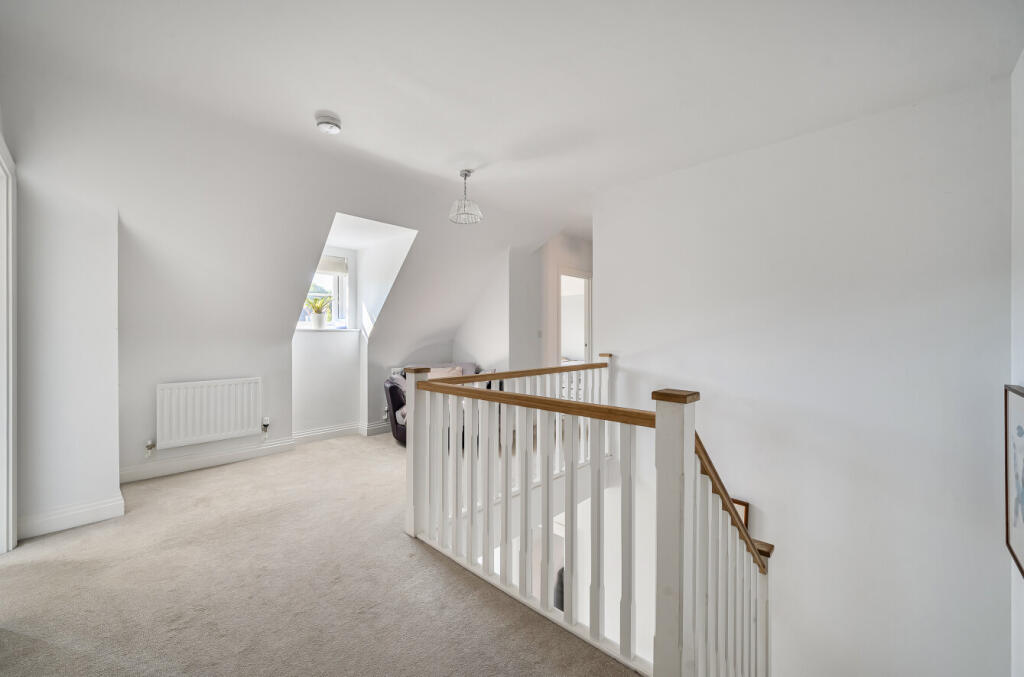 1354562-4-68cd591...