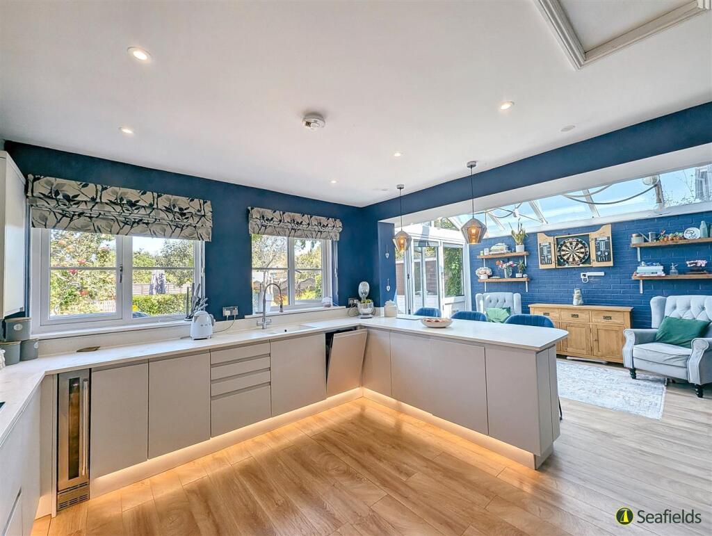 Kitchen/Family Room
