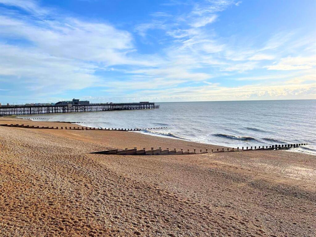 St Leonards Seafront