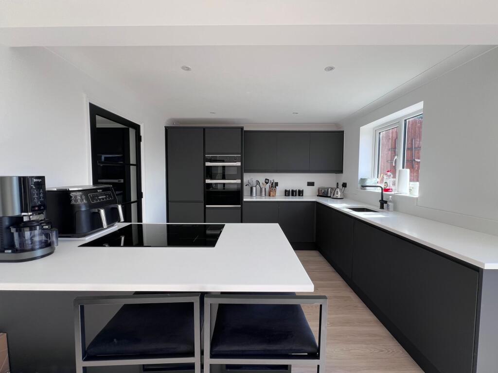 Kitchen Breakfast Room