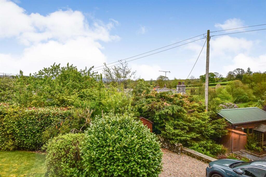 Holly Bank House Living Room View.jpg