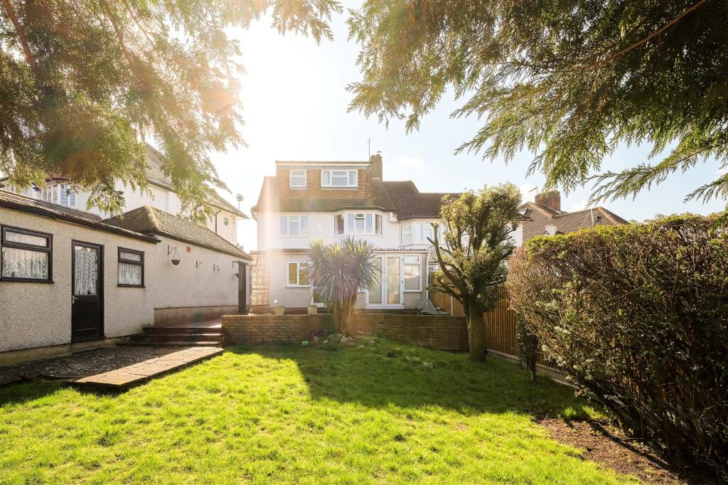 10, Priory Close-45.jpg