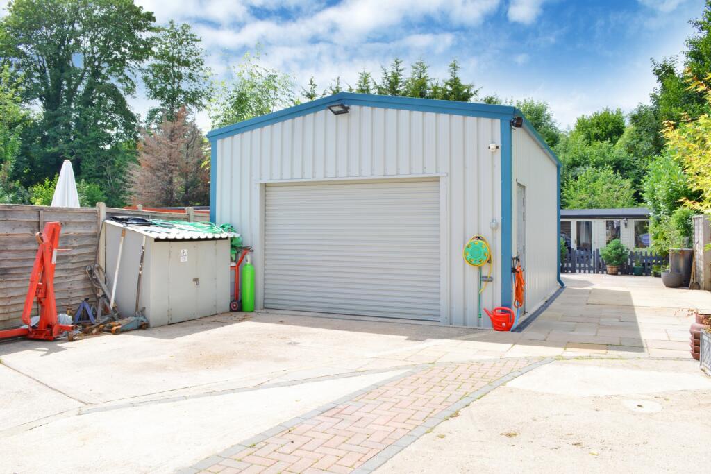 Work Shop/Garage