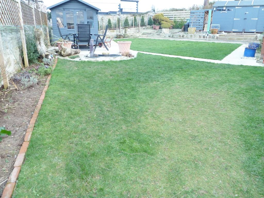Enclosed garden