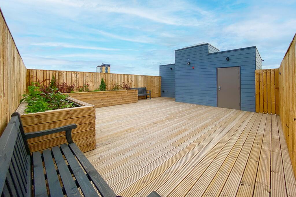 John William Street, Eccles, M30