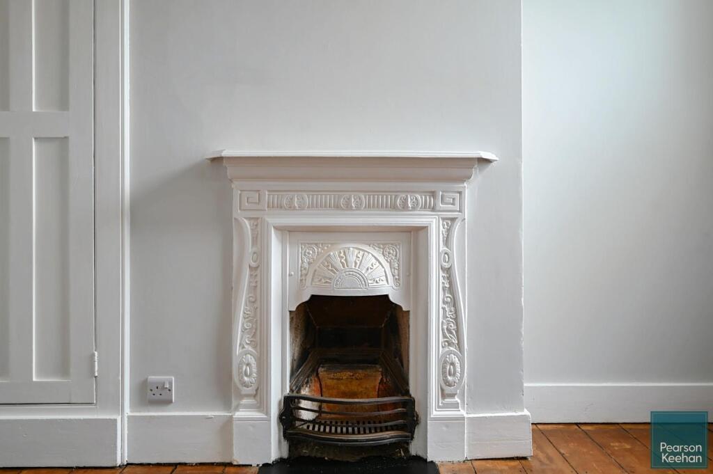 10 Kendal road, BN3 (27).jpg