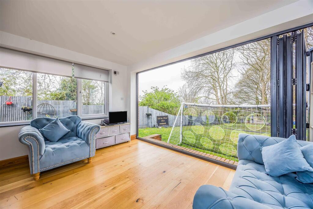 14 Boundary Way, Cosham-Small-PorticoMarketing-Sol