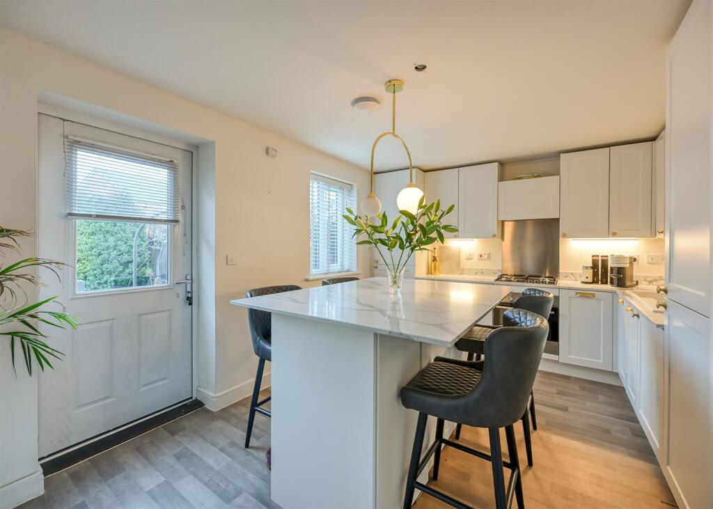 5 Leveson Crescent-09.jpg