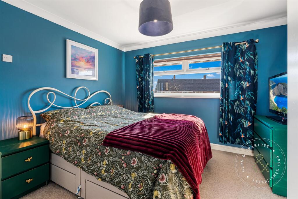 Int Newborough Ave, Hern Crabtree (23).jpg