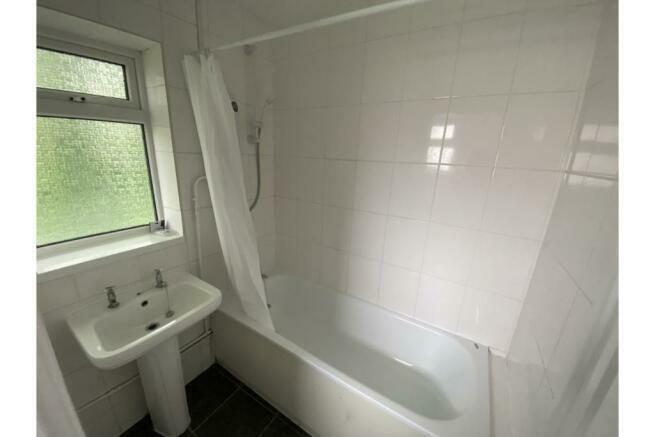 bathroom.jpeg