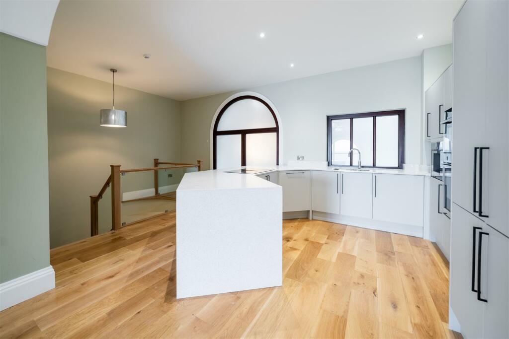 Living - Kitchen - Diner-4.jpg