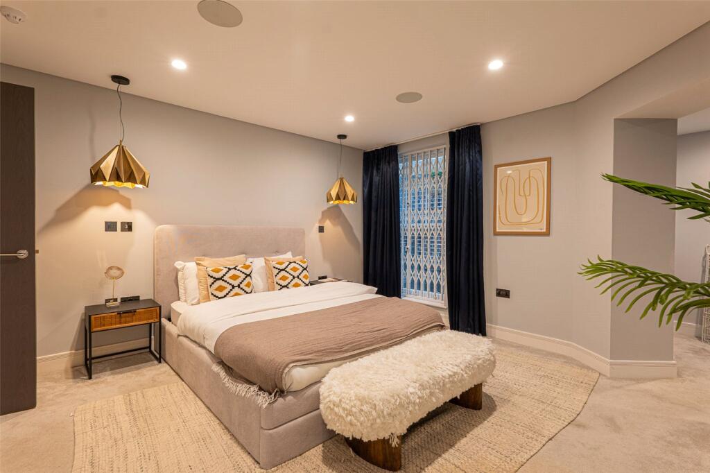 Principal Bedroom