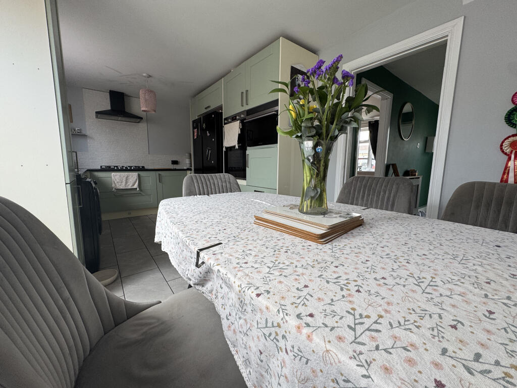 Kitchen/Dining Area 1