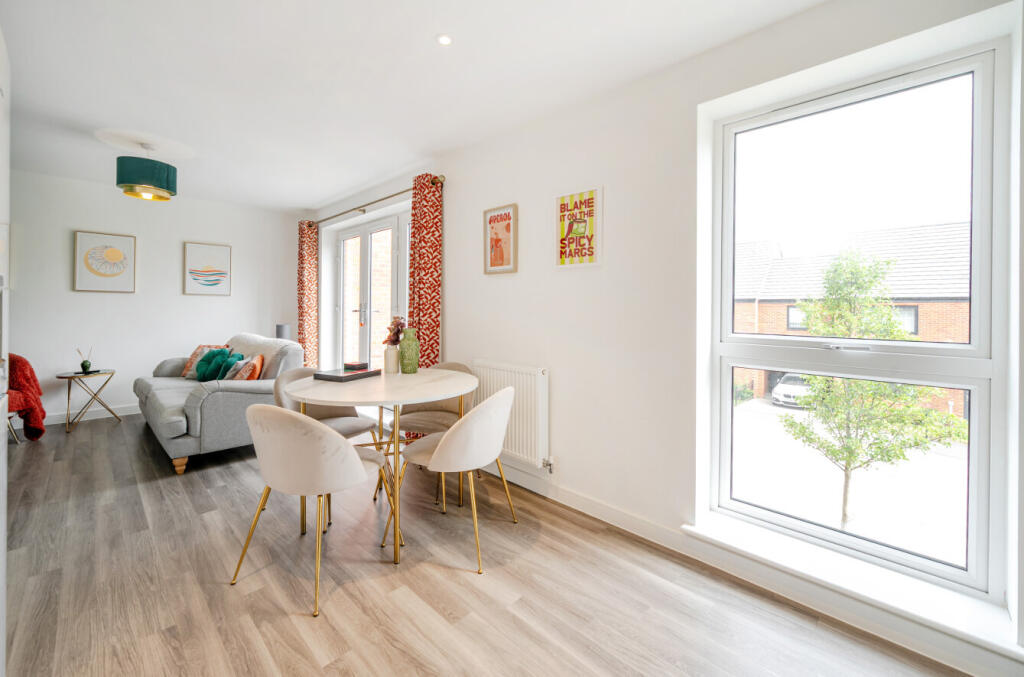 1341176-11-689dba...