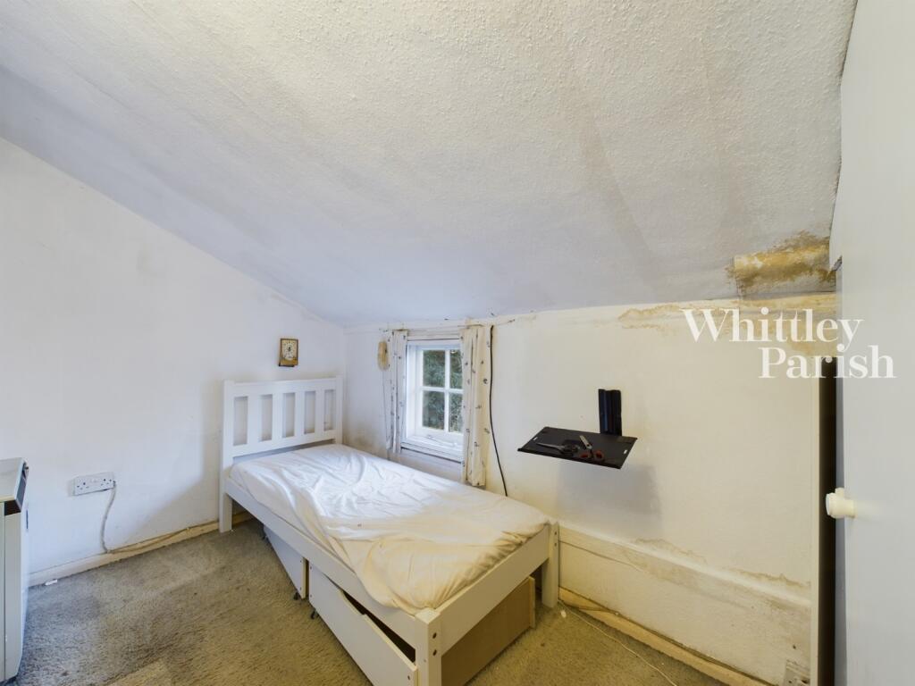 CAM01915G0-PR0197-STILL002 T202412191358.jpg