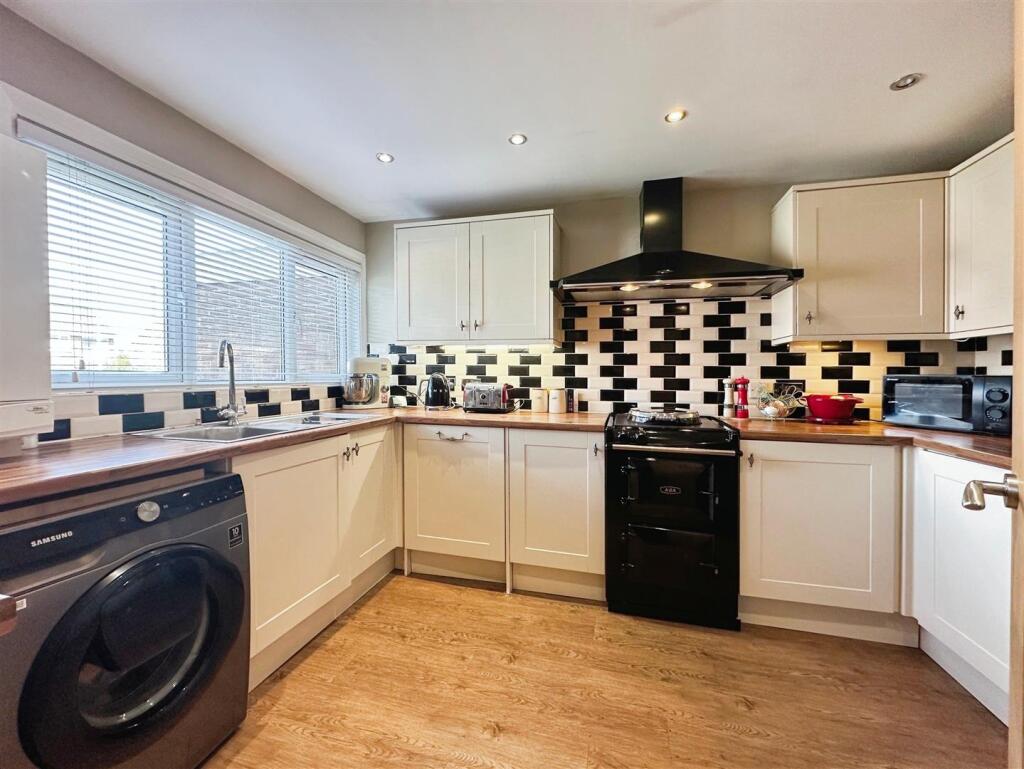 a9c07d82-image_picker_5BFDEB3B-619A-4263-8321-2F30