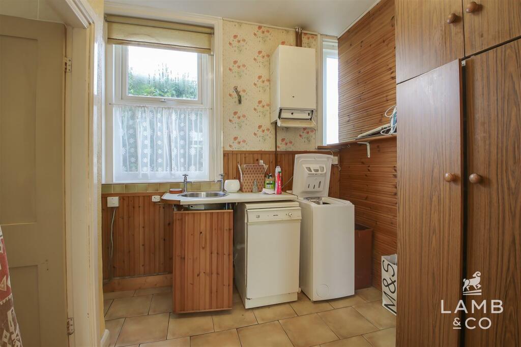 UTILITY ROOM