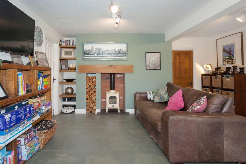 OPEN PLAN LIVING DINING KITCHEN
