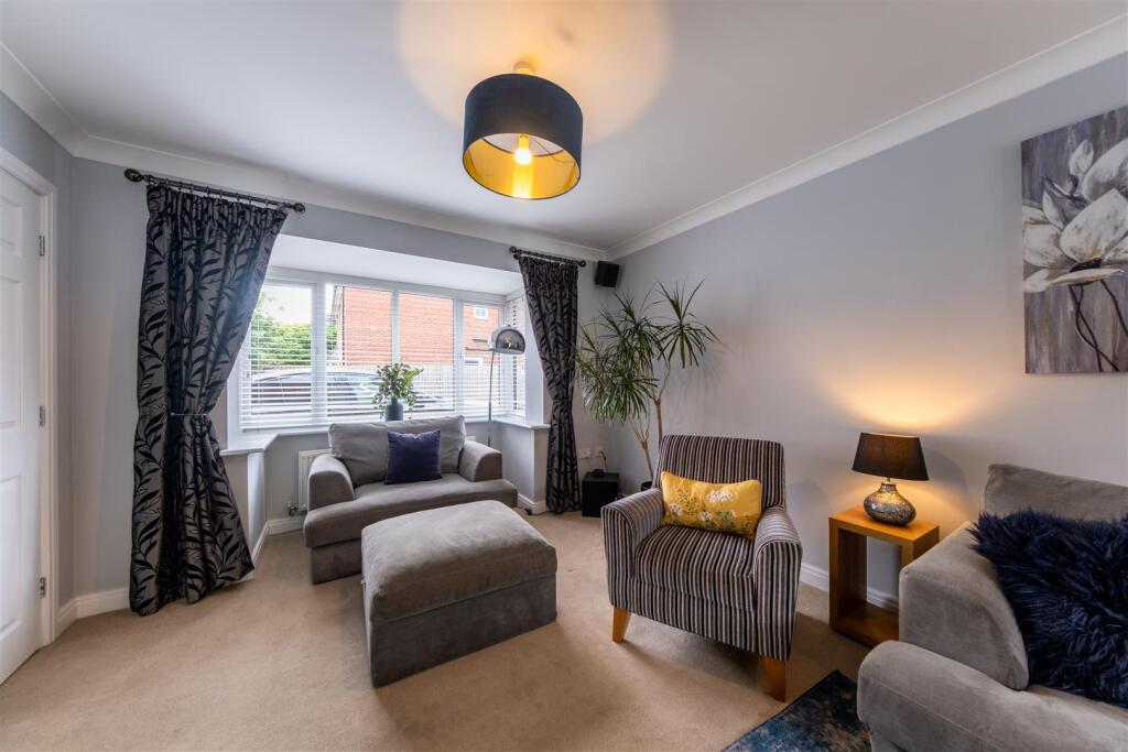 39 Shakerley Close-016.jpg