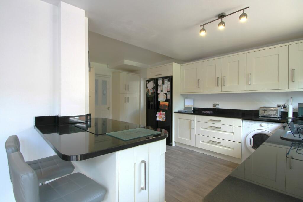 Living/Kitchen