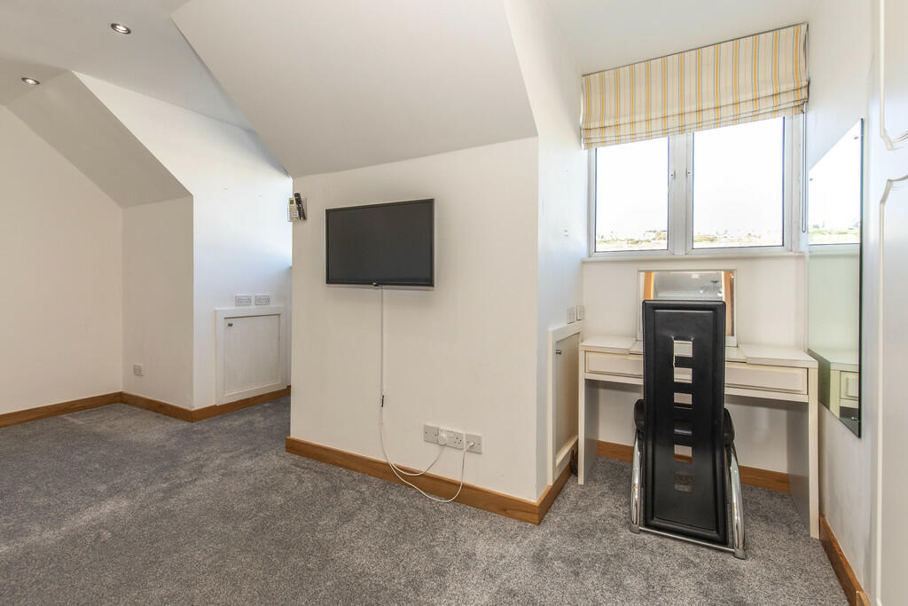 Collingwood Court...