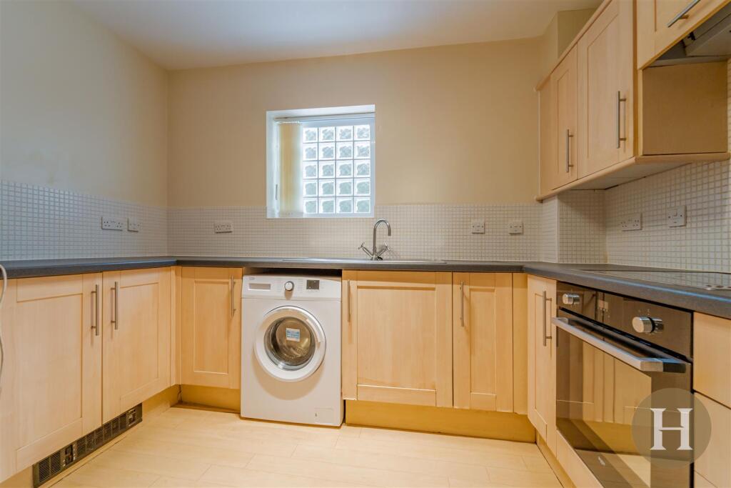 Hadleigh Estate Agents-15.jpg