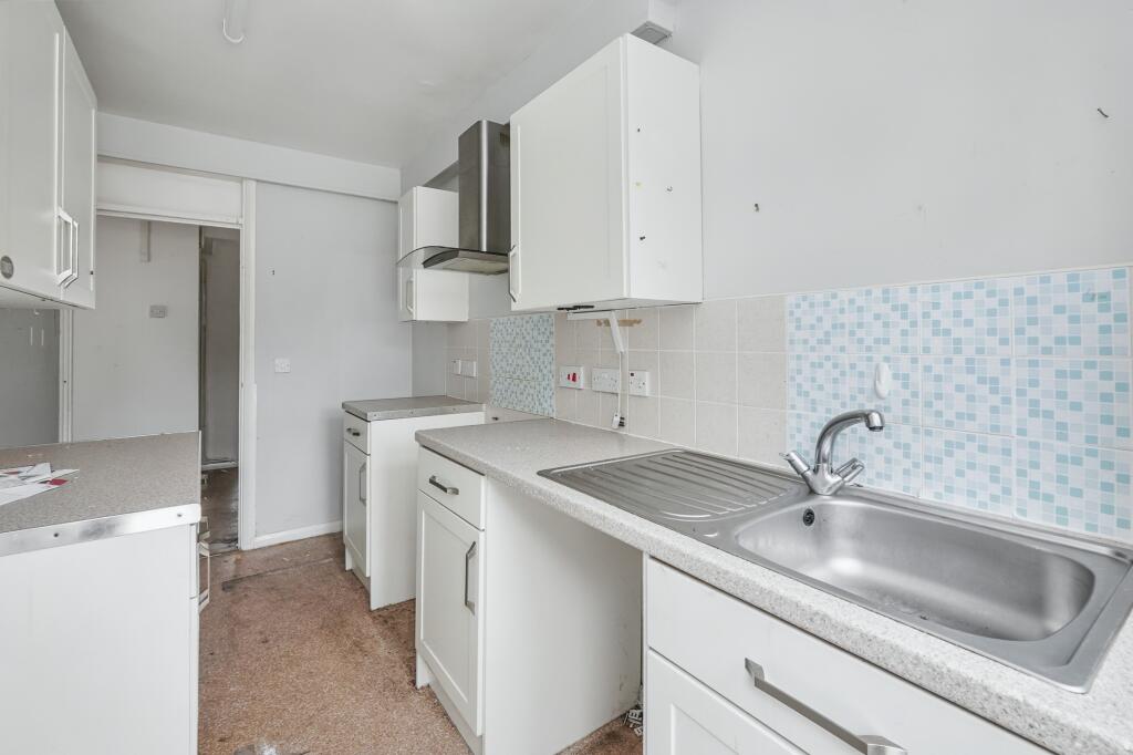 Flat 83 Rectory Road, 79-85 Rectory, Sittingbourne, Kent, ME10 4LB