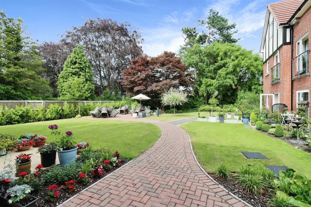 summerfield place external 1.jpg