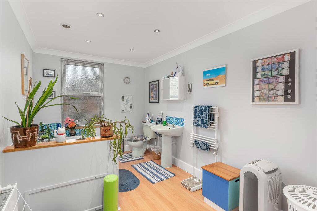 25 Merton Street, Banbury-18.jpg