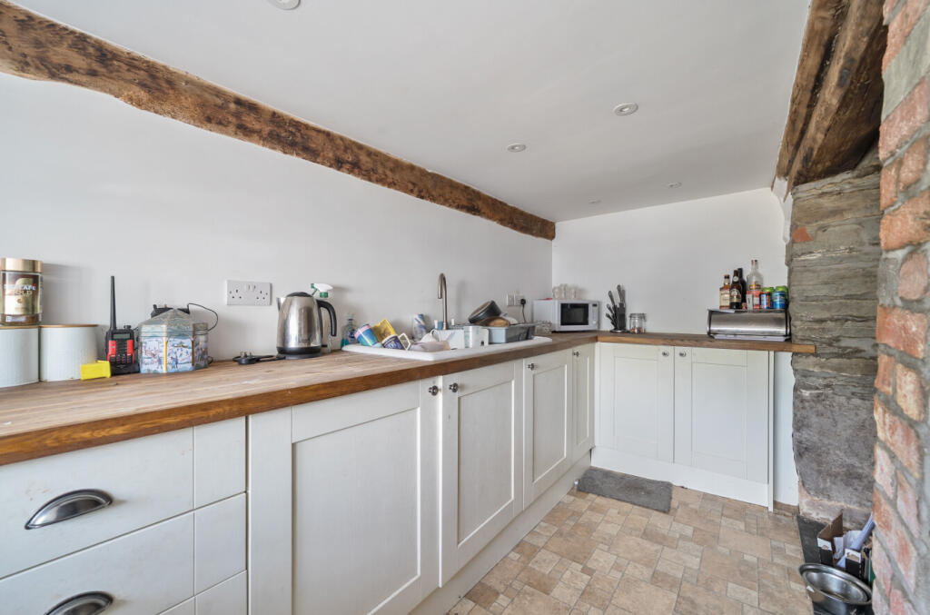 1296573-4-6839c3f...