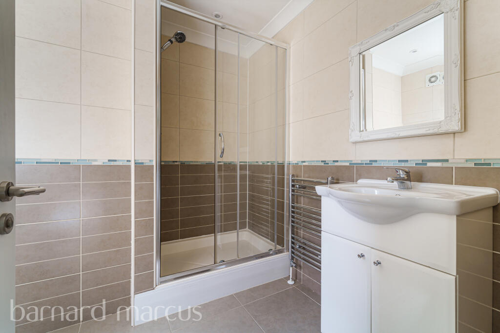 En-suite Bathroom