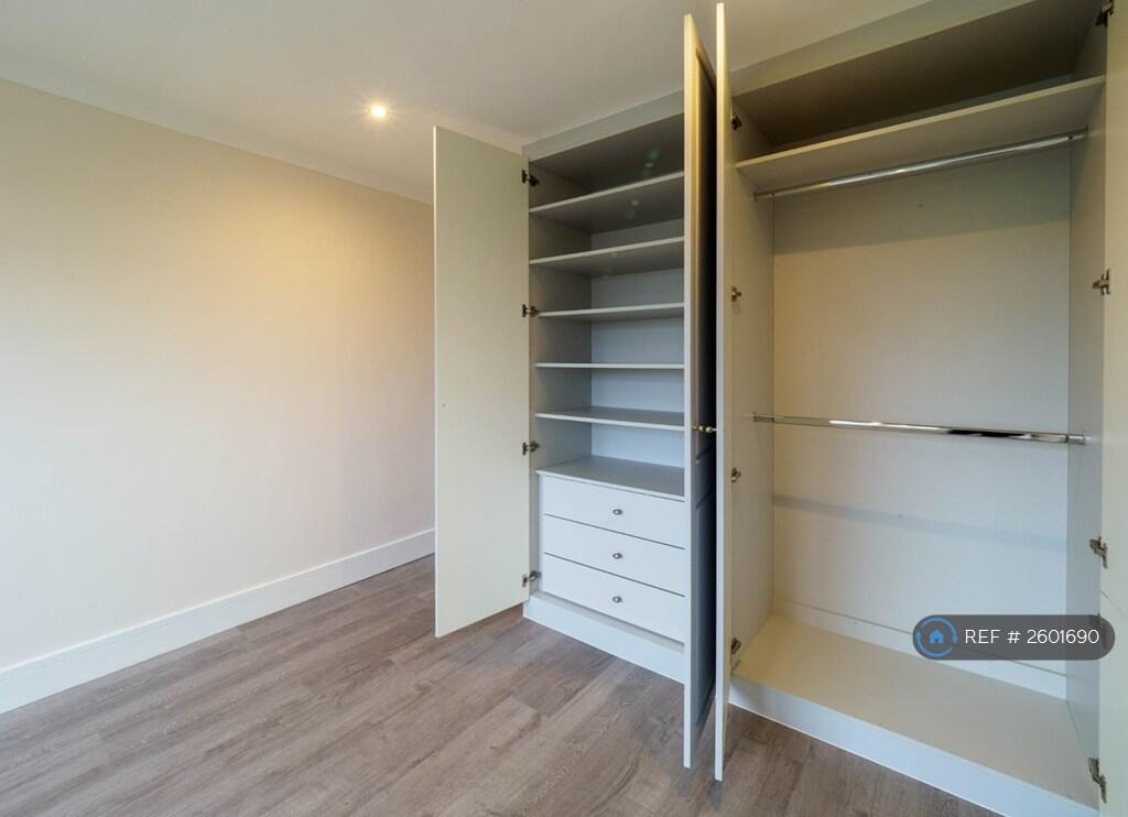 Designer Fitted Wardrobe
