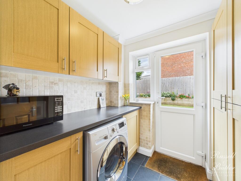 CAM01995G0-PR0344-STILL011