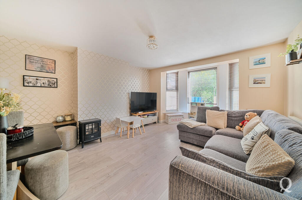 301b4127-8233-46f...