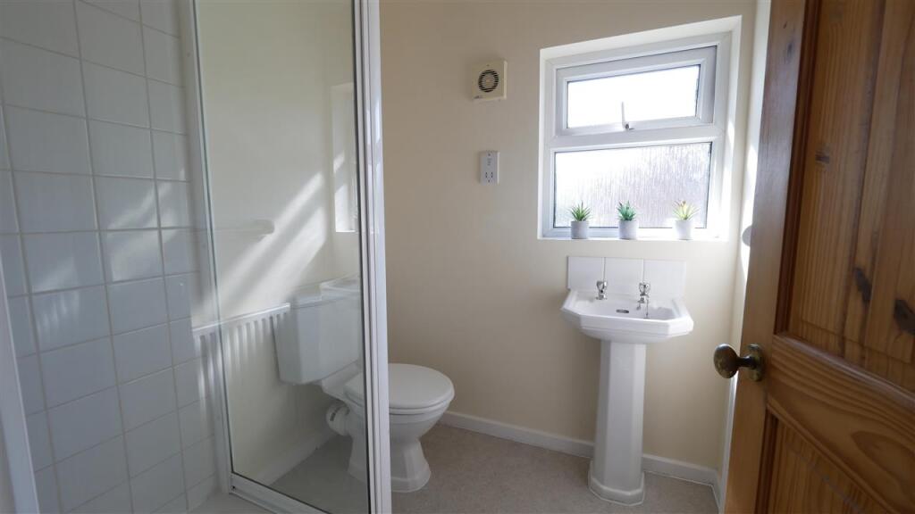 En-sutie shower room