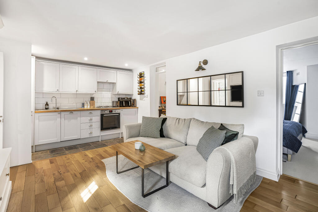 Living/Kitchen