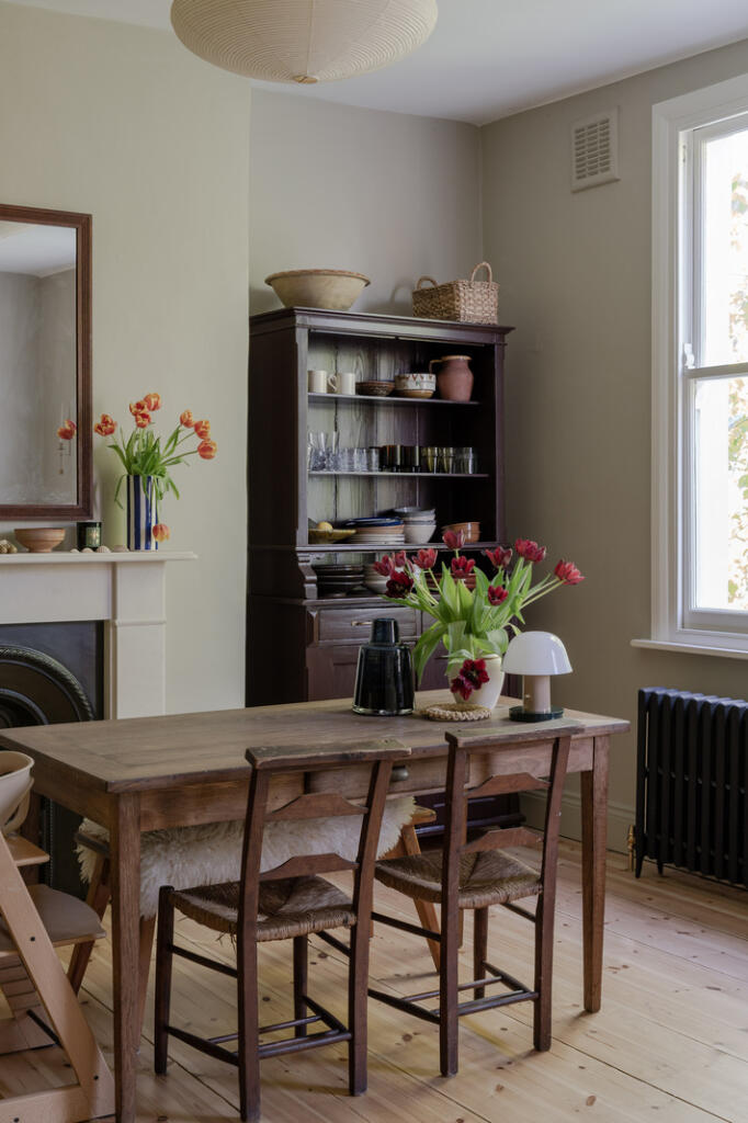 280665 - Greenwood Road, London E8 - high res -...