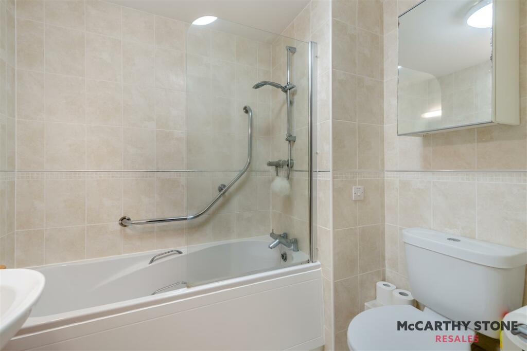 8604007-interior09.JPG