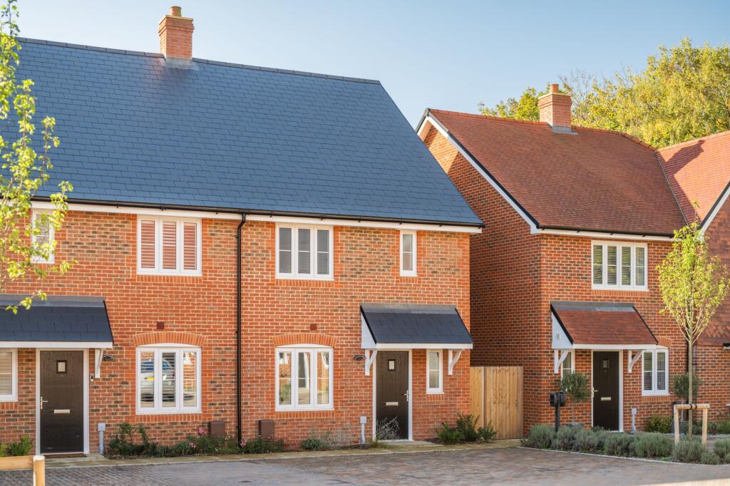 Saint George's Park, Eastergate