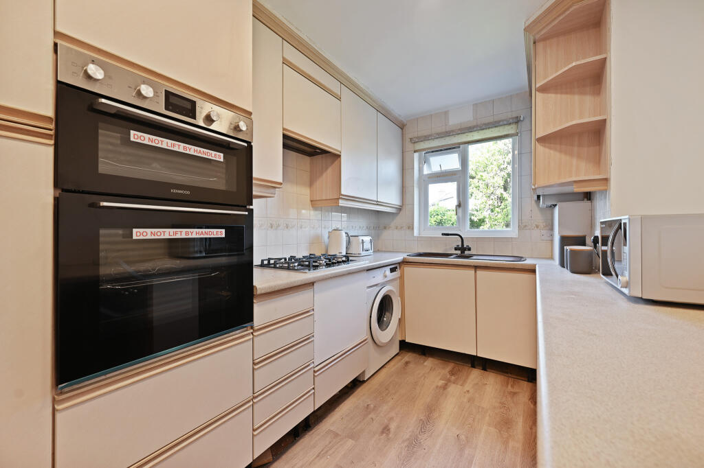 CS - 269 Kings Road - Kitchen3 (1)