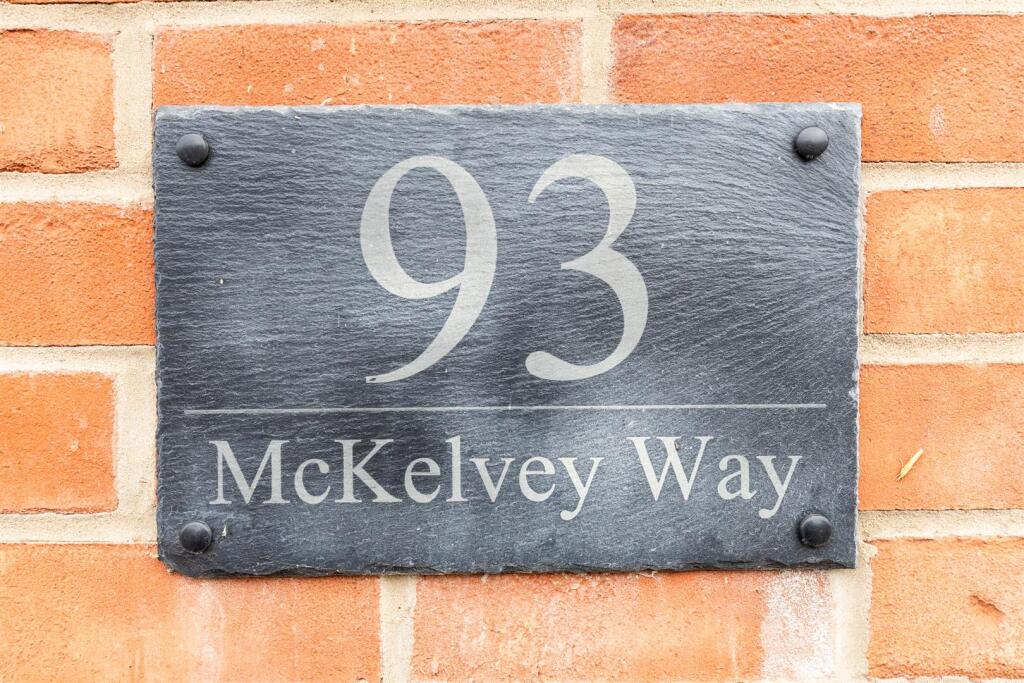 93McKelveyWay-2.jpg