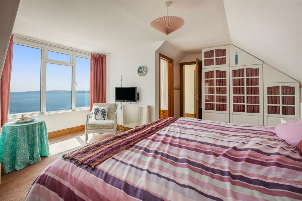 A37 - Briar Cottage Overseas Estate - 230517.jpg