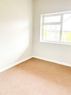 Lounge 2-2.jpg