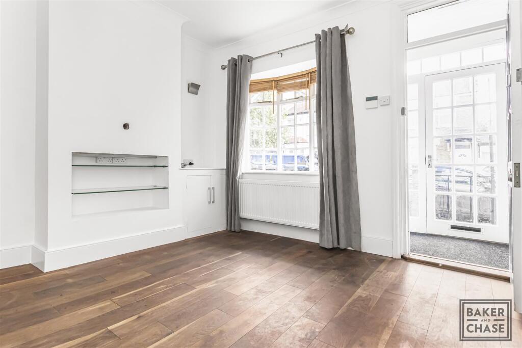 Open plan lounge/diner