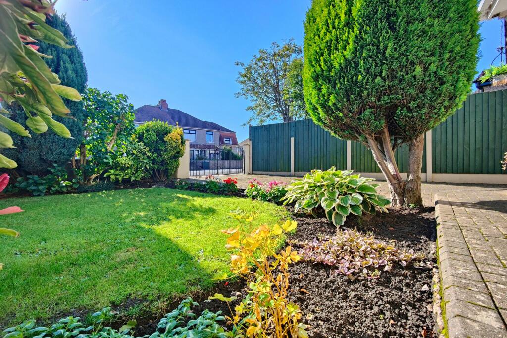 Attractive Front Garden