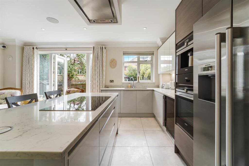 PINE HILL, 9, THORNHILL HOUSE (8).jpg