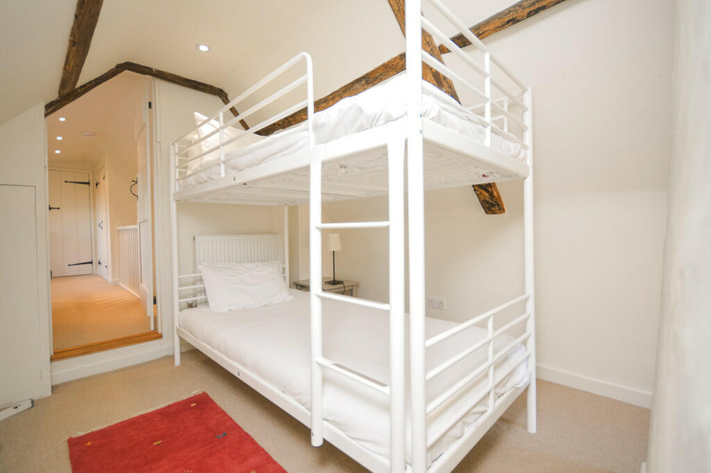 Fifth Bedroom Int...