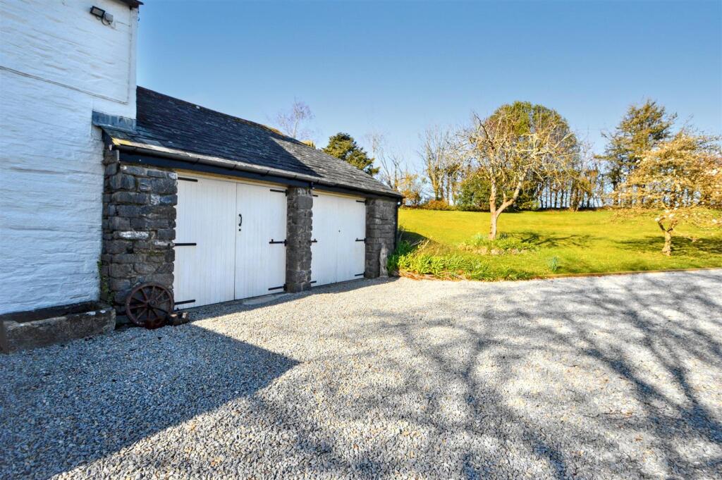 20 Garages