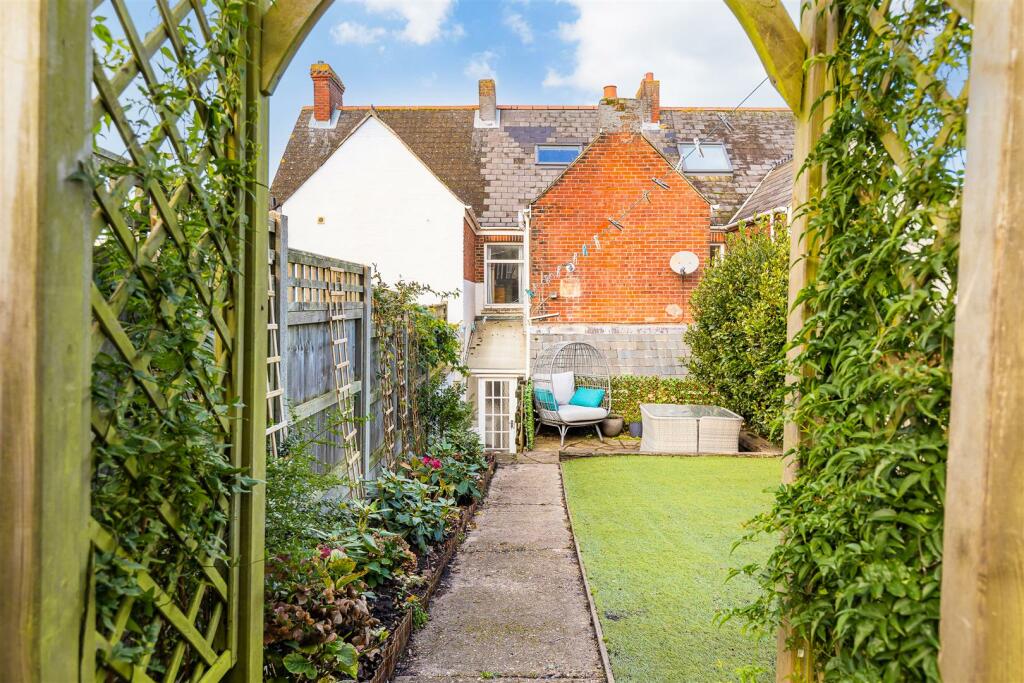Garden 5.jpg