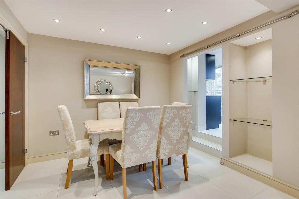 3_Dining Room-0.jpg